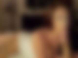 SeniseMorel's Live Sex Cam Show