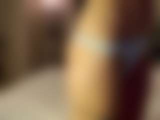 SeniseMorel's Live Sex Cam Show