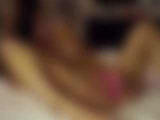 SeniseMorel's Live Sex Cam Show
