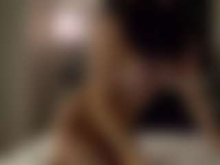 SeniseMorel's Live Sex Cam Show