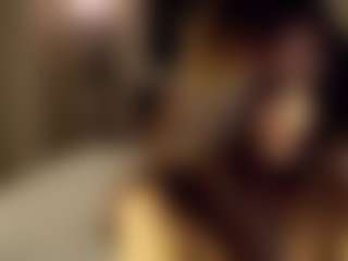 Live cam show with SeniseMorel - Foot Fetish on EXY