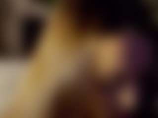 SeniseMorel's Live Sex Cam Show