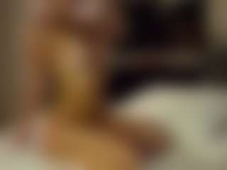 SeniseMorel's Live Sex Cam Show