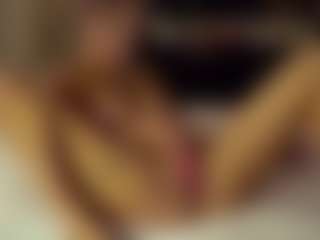 SeniseMorel's Live Sex Cam Show