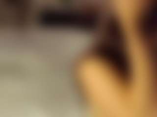 SeniseMorel's Live Sex Cam Show