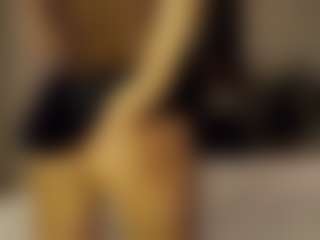 SeniseMorel's Live Sex Cam Show
