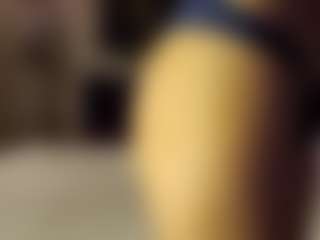 Live cam show with SeniseMorel - Sexwebcam on Camsoda