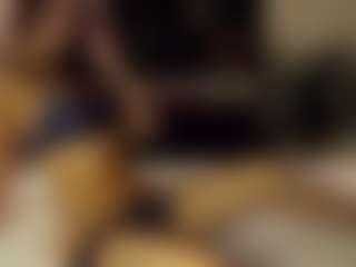 SeniseMorel's Live Sex Cam Show