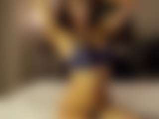 SeniseMorel's Live Sex Cam Show