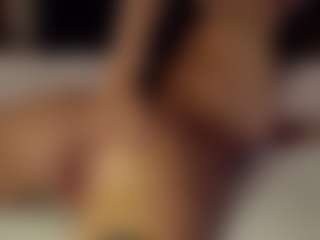 SeniseMorel's Live Sex Cam Show