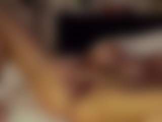 Live cam show with SeniseMorel - Lovense on liverealitysex.com