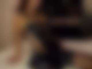 SeniseMorel's Live Sex Cam Show
