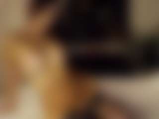 SeniseMorel's Live Sex Cam Show