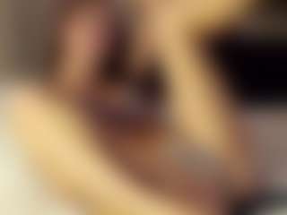 SeniseMorel's Live Sex Cam Show