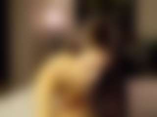 SeniseMorel's Live Sex Cam Show