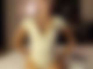 SeniseMorel's Live Sex Cam Show