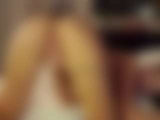 SeniseMorel's Live Sex Cam Show