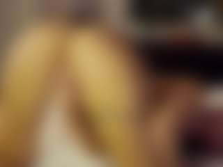 SeniseMorel's Live Sex Cam Show