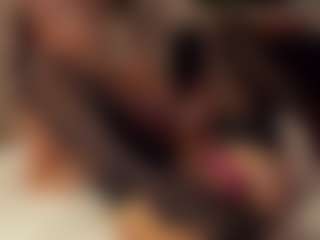 SeniseMorel's Live Sex Cam Show