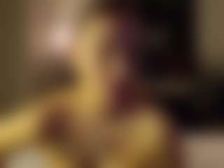 Live cam show with SeniseMorel - Skinny on Camsoda