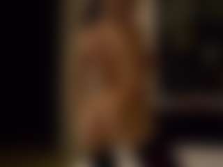 Live cam show with SeniseMorel - Flashing on fapnchat