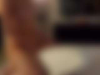 Live cam show with SeniseMorel - Bikini on Camsoda