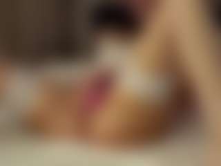 SeniseMorel's Live Sex Cam Show
