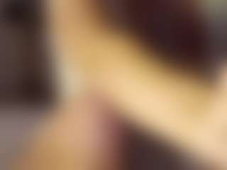 Live cam show with SeniseMorel - Blowjob on Camsoda