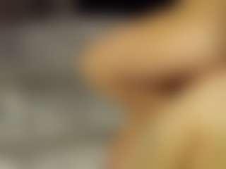 SeniseMorel's Live Sex Cam Show