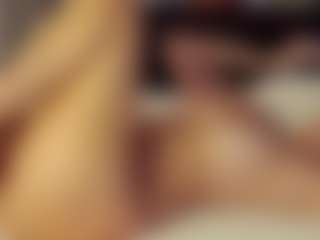 Live cam show with SeniseMorel - Small Ass on CSO-WL