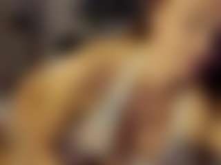 SeniseMorel's Live Sex Cam Show
