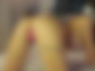 SeniseMorel's Live Sex Cam Show