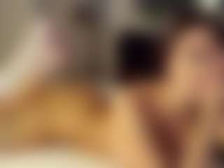 SeniseMorel's Live Sex Cam Show