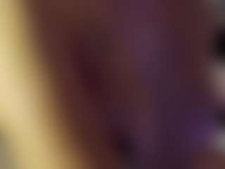 SeniseMorel's Live Sex Cam Show