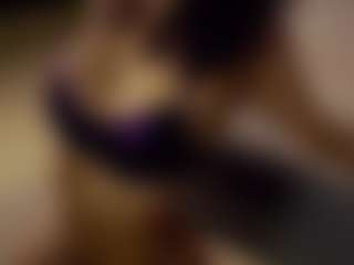 SeniseMorel's Live Sex Cam Show