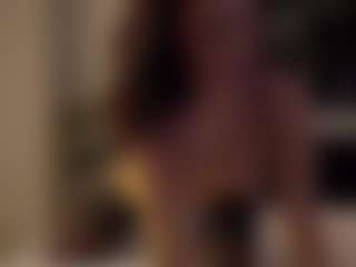Live cam show with SeniseMorel - Skinny on Camsoda