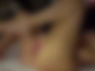 SeniseMorel's Live Sex Cam Show