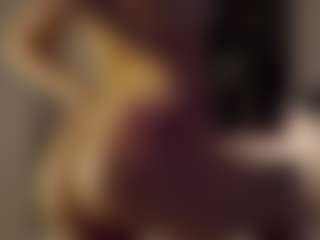 SeniseMorel's Live Sex Cam Show