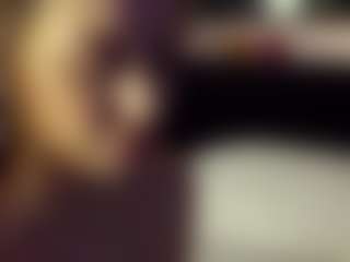 SeniseMorel's Live Sex Cam Show