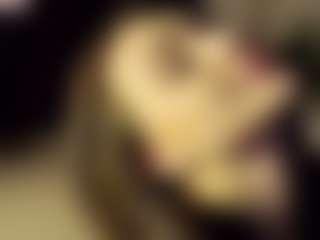 SeniseMorel's Live Sex Cam Show