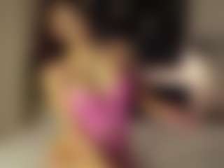 Live cam show with SeniseMorel - Lovense Small Tits on Soda Cam