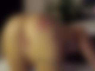 SeniseMorel's Live Sex Cam Show