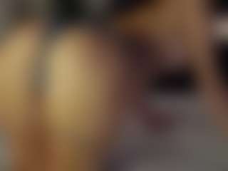 SeniseMorel's Live Sex Cam Show