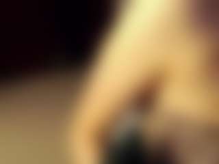 SeniseMorel's Live Sex Cam Show