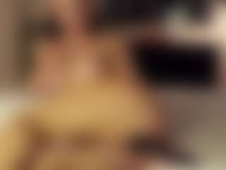SeniseMorel's Live Sex Cam Show