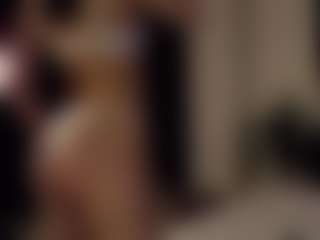 SeniseMorel's Live Sex Cam Show