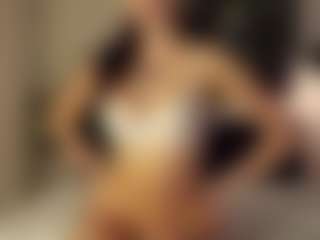SeniseMorel's Live Sex Cam Show