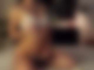 SeniseMorel's Live Sex Cam Show