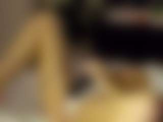SeniseMorel's Live Sex Cam Show