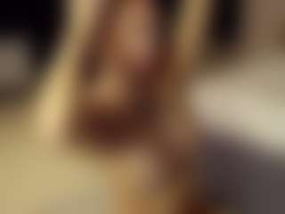 SeniseMorel's Live Sex Cam Show